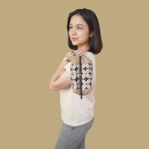 Pouch Laras Kotak